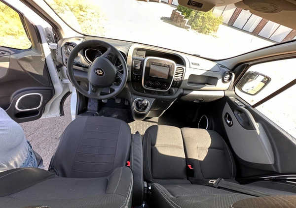 Renault Trafic cena 35000 przebieg: 170000, rok produkcji 2015 z Wągrowiec małe 232